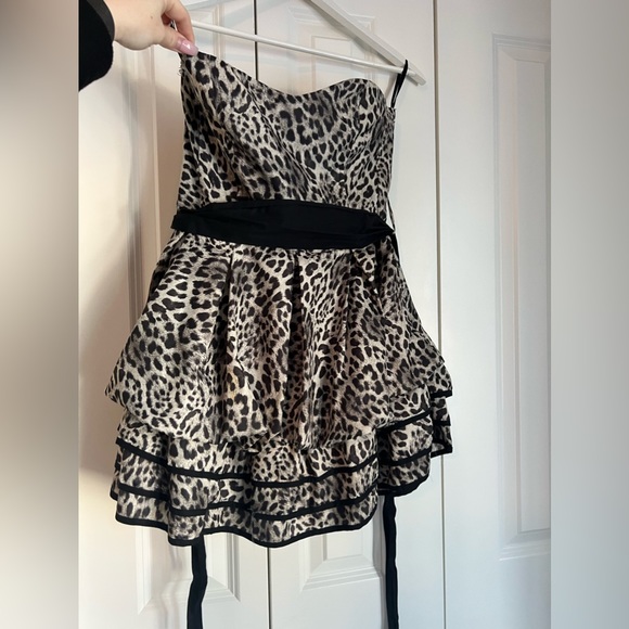 Leopard print Dress - Picture 1 of 3